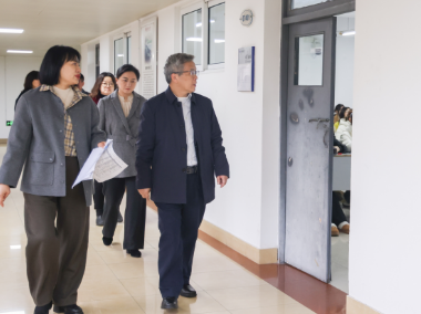 凝心聚力启新程 笃行实干保教学——校领导带队开展新学期开学教学检查